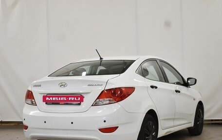 Hyundai Solaris II рестайлинг, 2013 год, 920 000 рублей, 2 фотография