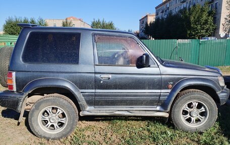 Mitsubishi Pajero III рестайлинг, 1995 год, 700 000 рублей, 2 фотография