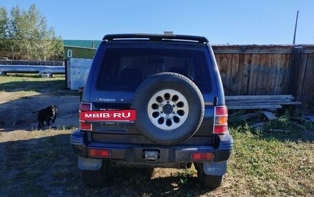 Mitsubishi Pajero III рестайлинг, 1995 год, 700 000 рублей, 3 фотография