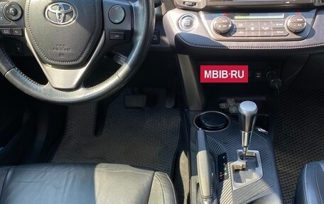 Toyota RAV4, 2013 год, 2 200 000 рублей, 14 фотография