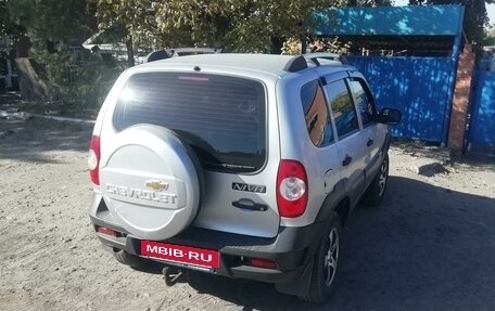 Chevrolet Niva I рестайлинг, 2012 год, 625 000 рублей, 6 фотография