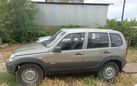 Chevrolet Niva I рестайлинг, 2014 год, 650 000 рублей, 4 фотография