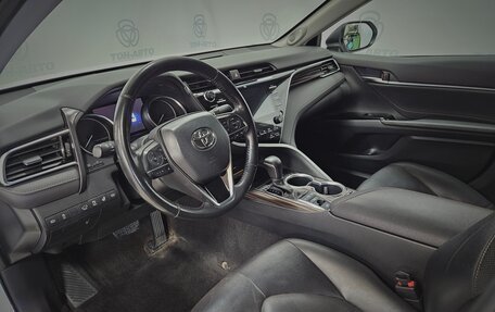 Toyota Camry, 2019 год, 2 950 000 рублей, 13 фотография