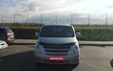 Hyundai Grand Starex Grand Starex I рестайлинг 2, 2008 год, 1 300 000 рублей, 12 фотография