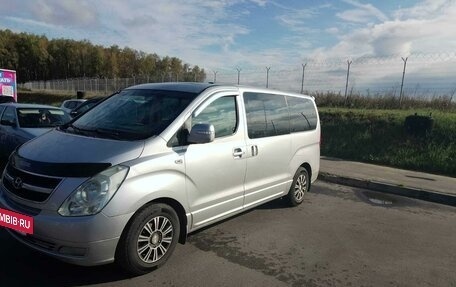 Hyundai Grand Starex Grand Starex I рестайлинг 2, 2008 год, 1 300 000 рублей, 16 фотография