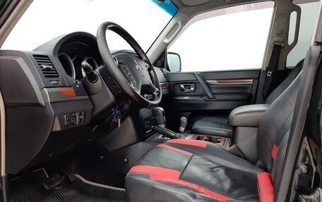 Mitsubishi Pajero IV, 2008 год, 1 530 000 рублей, 10 фотография