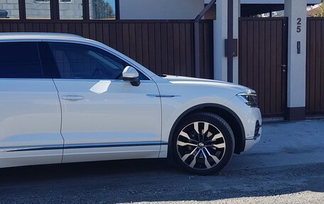 Volkswagen Touareg III, 2020 год, 7 100 000 рублей, 6 фотография