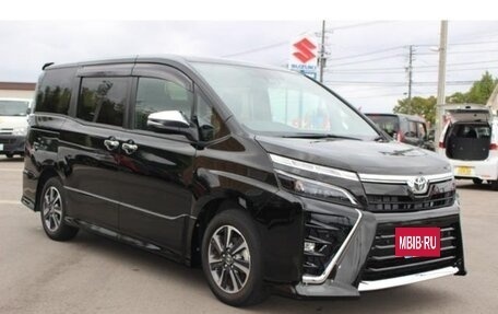 Toyota Voxy III, 2020 год, 2 600 000 рублей, 25 фотография