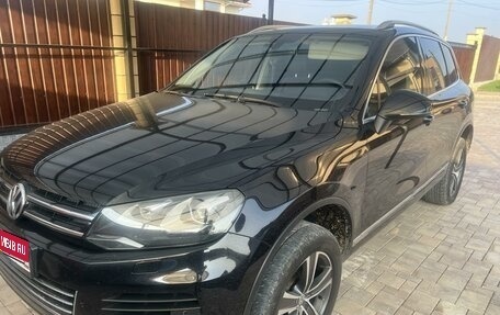 Volkswagen Touareg III, 2010 год, 2 298 000 рублей, 1 фотография