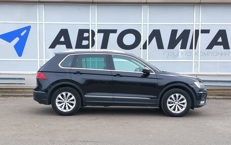 Volkswagen Tiguan II, 2017 год, 1 792 000 рублей, 3 фотография