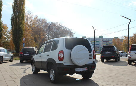 Chevrolet Niva I рестайлинг, 2016 год, 783 200 рублей, 4 фотография