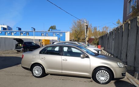 Volkswagen Jetta VI, 2008 год, 650 000 рублей, 2 фотография