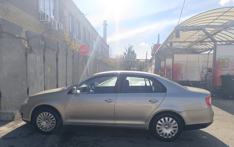 Volkswagen Jetta VI, 2008 год, 650 000 рублей, 3 фотография