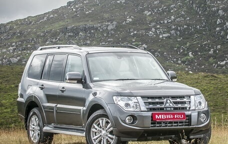 Mitsubishi Pajero IV, 2012 год, 2 050 000 рублей, 1 фотография