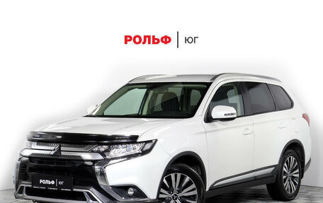 Mitsubishi Outlander III рестайлинг 3, 2019 год, 2 315 000 рублей, 1 фотография