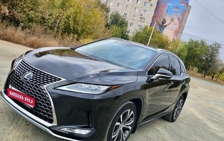 Lexus RX IV рестайлинг, 2020 год, 5 430 000 рублей, 2 фотография