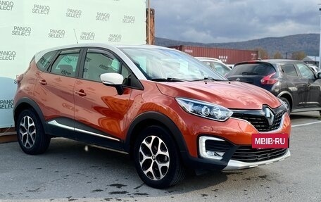 Renault Kaptur I рестайлинг, 2017 год, 1 600 000 рублей, 5 фотография