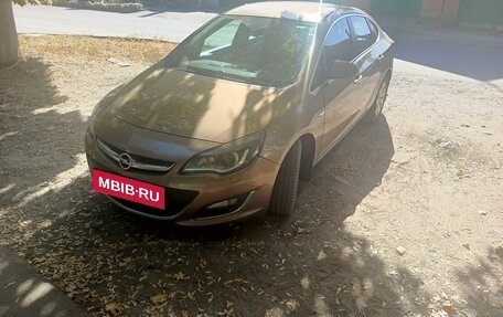 Opel Astra J, 2013 год, 850 000 рублей, 8 фотография