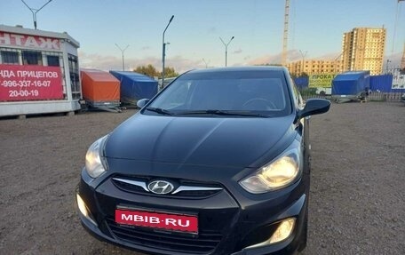 Hyundai Solaris II рестайлинг, 2011 год, 420 000 рублей, 1 фотография