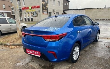 KIA Rio IV, 2018 год, 1 550 000 рублей, 10 фотография