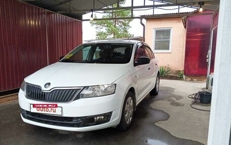 Skoda Rapid I, 2015 год, 820 000 рублей, 3 фотография