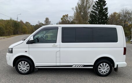 Volkswagen Caravelle T5, 2011 год, 1 890 000 рублей, 4 фотография