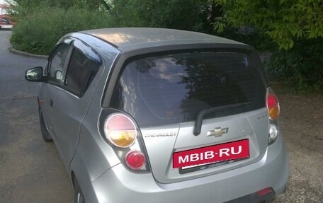 Chevrolet Spark III, 2011 год, 550 000 рублей, 2 фотография