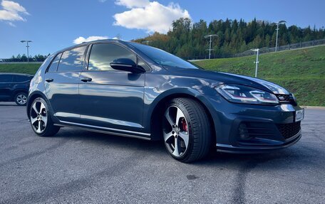 Volkswagen Golf GTI VII, 2018 год, 2 650 000 рублей, 7 фотография