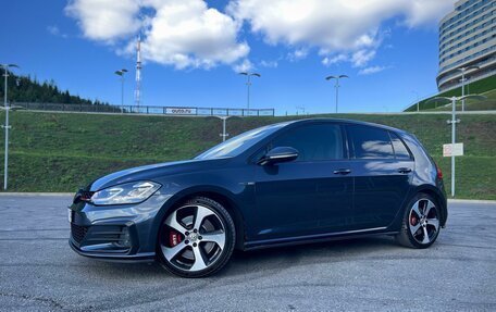 Volkswagen Golf GTI VII, 2018 год, 2 650 000 рублей, 6 фотография