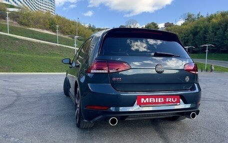 Volkswagen Golf GTI VII, 2018 год, 2 650 000 рублей, 8 фотография