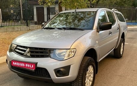 Mitsubishi L200 IV рестайлинг, 2010 год, 1 400 000 рублей, 2 фотография