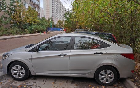 Hyundai Solaris II рестайлинг, 2014 год, 1 100 000 рублей, 1 фотография