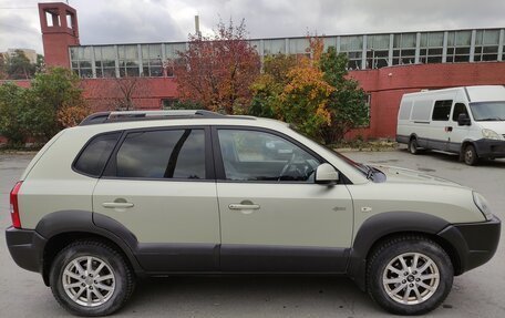 Hyundai Tucson III, 2006 год, 950 000 рублей, 3 фотография