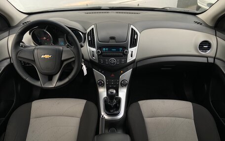 Chevrolet Cruze II, 2014 год, 876 900 рублей, 7 фотография