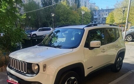 Jeep Renegade I рестайлинг, 2018 год, 1 880 000 рублей, 3 фотография