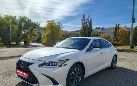 Lexus ES VII, 2018 год, 4 700 000 рублей, 3 фотография