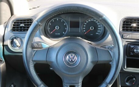 Volkswagen Polo VI (EU Market), 2011 год, 745 000 рублей, 17 фотография