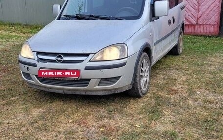 Opel Combo C, 2007 год, 550 000 рублей, 3 фотография