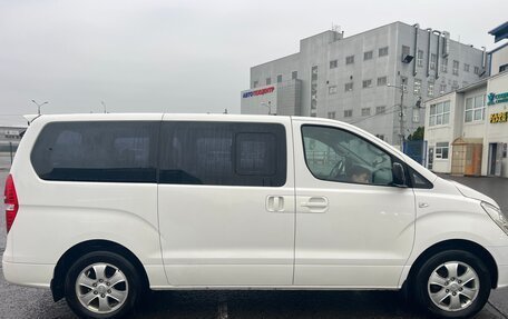 Hyundai Grand Starex Grand Starex I рестайлинг 2, 2015 год, 3 000 000 рублей, 4 фотография