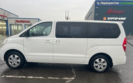 Hyundai Grand Starex Grand Starex I рестайлинг 2, 2015 год, 3 000 000 рублей, 2 фотография