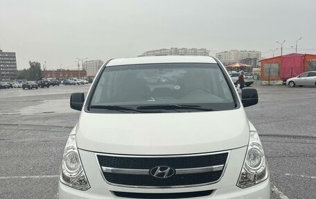 Hyundai Grand Starex Grand Starex I рестайлинг 2, 2015 год, 3 000 000 рублей, 20 фотография