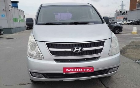 Hyundai Grand Starex Grand Starex I рестайлинг 2, 2008 год, 1 000 000 рублей, 10 фотография