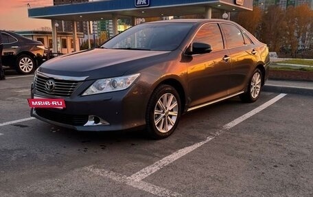 Toyota Camry, 2014 год, 2 100 000 рублей, 3 фотография