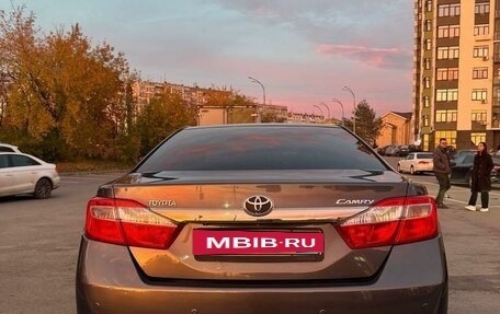 Toyota Camry, 2014 год, 2 100 000 рублей, 6 фотография