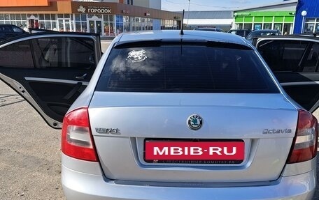 Skoda Octavia, 2011 год, 945 000 рублей, 2 фотография