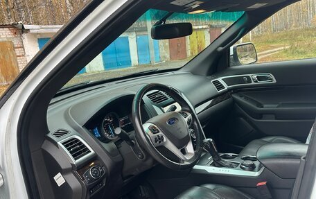 Ford Explorer VI, 2013 год, 2 250 000 рублей, 11 фотография