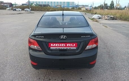 Hyundai Solaris II рестайлинг, 2012 год, 900 000 рублей, 6 фотография