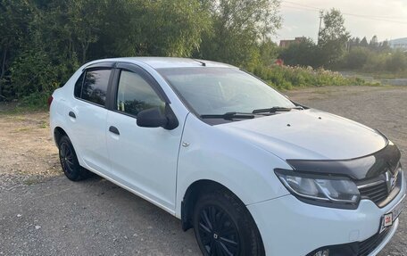 Renault Logan II, 2015 год, 475 000 рублей, 12 фотография