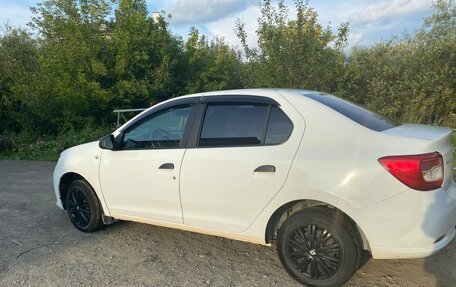 Renault Logan II, 2015 год, 475 000 рублей, 11 фотография