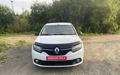 Renault Logan II, 2015 год, 475 000 рублей, 6 фотография